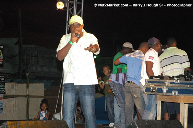 Cross De Harbour @ Lucea Car Park presented by Linkz Entertainment in association with Lucea Chamber of Commerce - Featuring Freddy Mc Gregor, Iley Dread, Mr. Vegas, Lt. Elmo, Champagne, Merital, CC, Brillant, TQ, Mad Dog, Chumps - Lucea, Hanover, Jamaica - Negril Travel Guide.com, Negril Jamaica WI - http://www.negriltravelguide.com - info@negriltravelguide.com...!