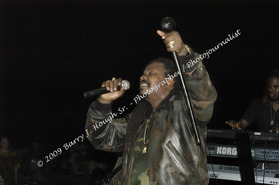  Luciano "Live in Concert" Negril Escape Resort & Spa, Openning Acts: Justice Merchant, and Timmi Burrell, Backing Band: JAH Messenjah, One Love Reggae Summer Series, West End, Negril, Westmoreland, Jamaica W.I. - Tuesday, August 11, 2009 - Photographs by Barry J. Hough Sr. Photojournalist/Photograper - Photographs taken with a Nikon D70, D100, or D300 - Negril Travel Guide, Negril Jamaica WI - http://www.negriltravelguide.com - info@negriltravelguide.com...!