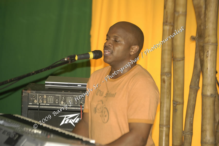  Sanchez - Live in Concert - at the One Love Reggae Concert Series 09/10 @ Negril Escape Resort & Spa - Also Featuring: Timmi Burrell and Justice Merchant- Backing Band Roots Warrior - DJ Gemini - MC Oliver Cargill, Negril Escape Resort & Spa, One Love Drive, West End, Negril, Westmoreland, Jamaica W.I. - Tuesday, November 24, 2009 - Photographs by Net2Market.com - Barry J. Hough Sr, Photographer / Photojournalist - Photos taken with a Nikon D70, D100, or D300 - Negril Travel Guide, Negril Jamaica WI - http://www.negriltravelguide.com - info@negriltravelguide.com...!