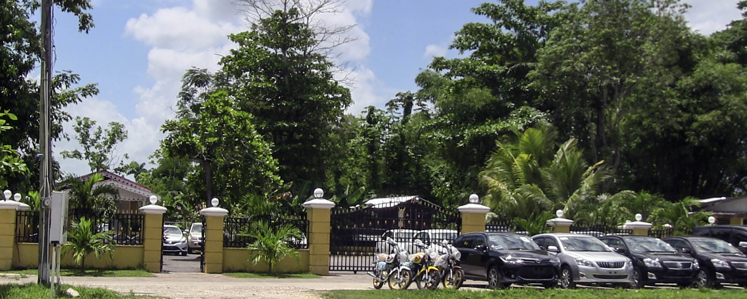 Happy World Car & Bike Rentals - Norman Manley Boulevard - Negril Jamaica