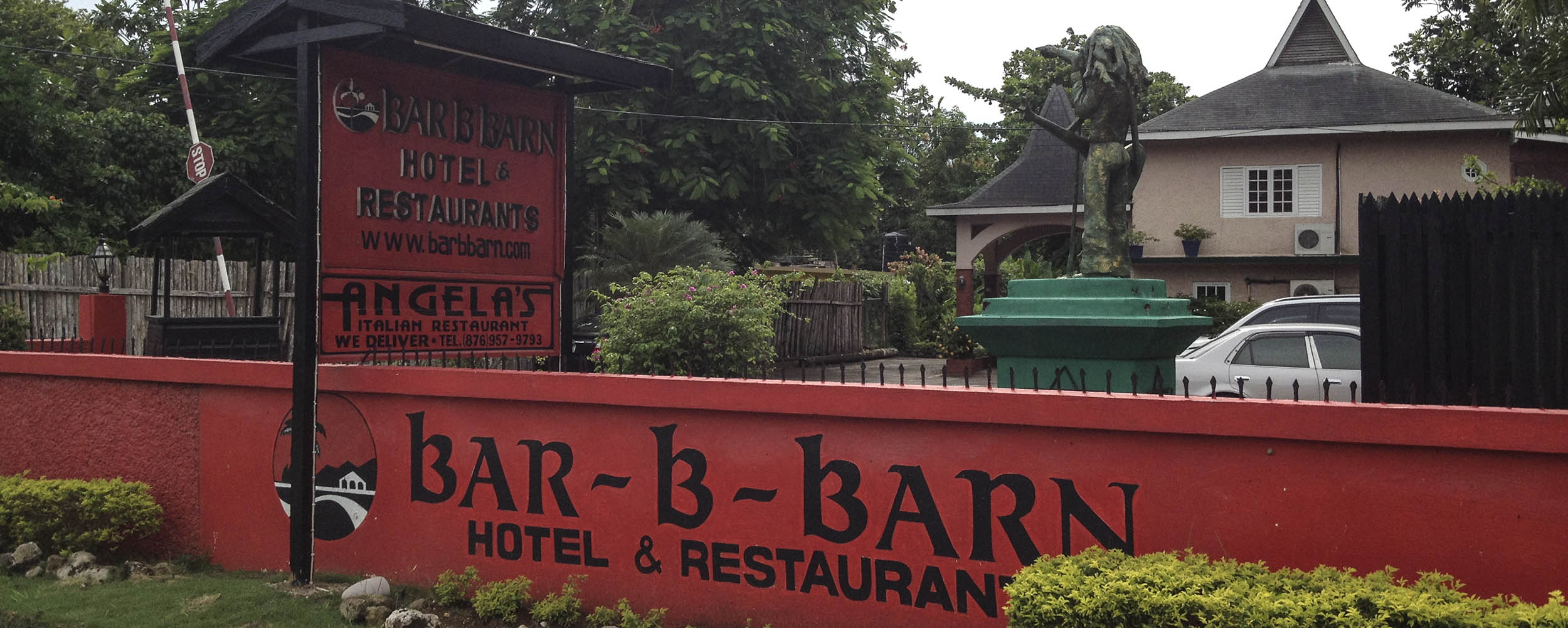 Bar-B-Barn Hotel - Negril Jamaica