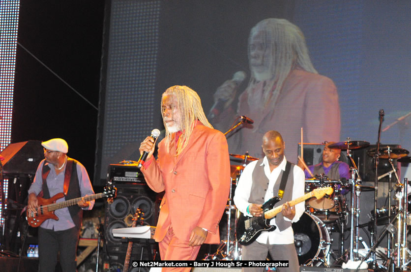 Billy Ocean at the Air Jamaica Jazz and Blues Festival 2008 The Art of Music - Saturday, January 26, 2008 - Air Jamaica Jazz & Blues 2008 The Art of Music venue at the Aqaueduct on Rose Hall Resort & Counrty Club, Montego Bay, St. James, Jamaica W.I. - Thursday, January 24 - Saturday, January 26, 2008 - Photographs by Net2Market.com - Claudine Housen & Barry J. Hough Sr, Photographers - Negril Travel Guide, Negril Jamaica WI - http://www.negriltravelguide.com - info@negriltravelguide.com...!