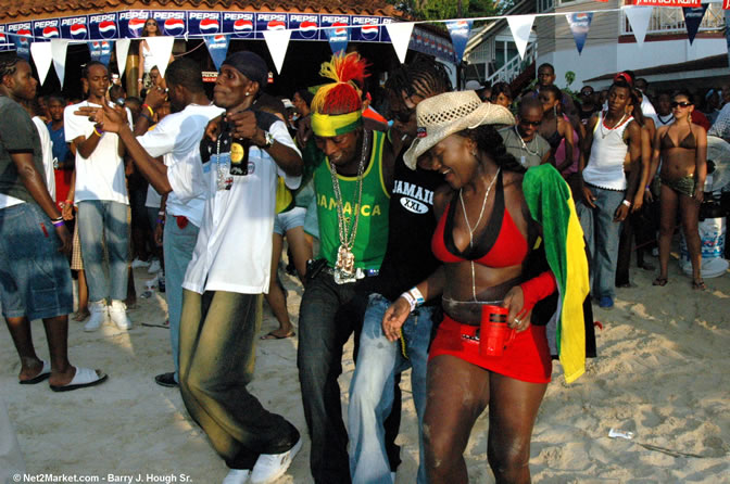 Elephant Man - Kip Rich - Lexus - Appleton Girls and many others - BIKINIS & SHORTS @ CHANCES - Appleton ATI 2005 Negril - Monday, August 1, 2005 - Sponsored by: Appleton Adult Entertainment - Negril Travel Guide, Negril Jamaica WI - http://www.negriltravelguide.com - info@negriltravelguide.com...!