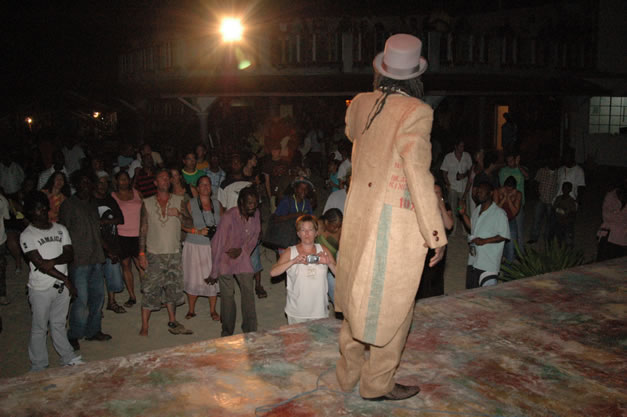 Culture - Culture's last Jamaican Concert - Money Cologne Promotions in Association with Bourbon Beach Presents Summer Splash - Monday, August 7, 2006 - Negril Travel Guide, Negril Jamaica WI - http://www.negriltravelguide.com - info@negriltravelguide.com...!