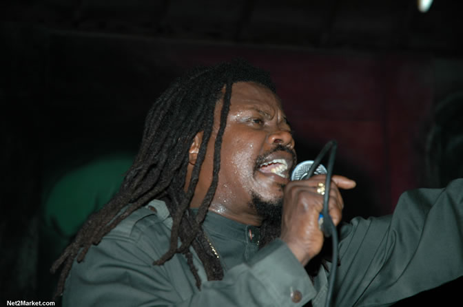 The Messenger, Reggae Super Star - Luciano - Gregory Isaacs - Bobby Dread - Swallow - backed by the Indika Band - Boubon Beach Restaurant, Beach Bar & Oceanfront Accommodations - Negril Travel Guide, Negril Jamaica WI - http://www.negriltravelguide.com - info@negriltravelguide.com...!