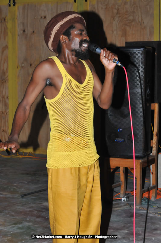  Coco Tea & Silver Cat at Bourbon Beach - Money Cologne Promotions presents The Growning of Coco Tea & Silver Cat at Bourbon Beach, Norman Manley Boulevard, Negril , Westmoreland, Jamaica W.I. - Monday, April 14, 2008 - Photographs by Barry J. Hough Sr. Photojournalist/Photograper - Photographs taken with a Nikon D70, D100, or D300 - Negril Travel Guide, Negril Jamaica WI - http://www.negriltravelguide.com - info@negriltravelguide.com...!