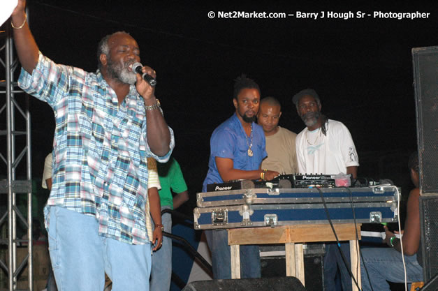 Cross De Harbour @ Lucea Car Park presented by Linkz Entertainment in association with Lucea Chamber of Commerce - Featuring Freddy Mc Gregor, Iley Dread, Mr. Vegas, Lt. Elmo, Champagne, Merital, CC, Brillant, TQ, Mad Dog, Chumps - Lucea, Hanover, Jamaica - Negril Travel Guide.com, Negril Jamaica WI - http://www.negriltravelguide.com - info@negriltravelguide.com...!