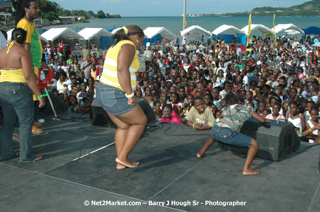 Cross De Harbour @ Lucea Car Park presented by Linkz Entertainment in association with Lucea Chamber of Commerce - Featuring Freddy Mc Gregor, Iley Dread, Mr. Vegas, Lt. Elmo, Champagne, Merital, CC, Brillant, TQ, Mad Dog, Chumps - Lucea, Hanover, Jamaica - Negril Travel Guide.com, Negril Jamaica WI - http://www.negriltravelguide.com - info@negriltravelguide.com...!