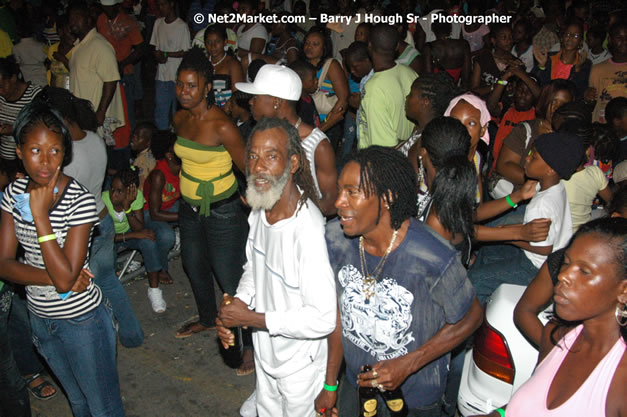 Cross De Harbour @ Lucea Car Park presented by Linkz Entertainment in association with Lucea Chamber of Commerce - Featuring Freddy Mc Gregor, Iley Dread, Mr. Vegas, Lt. Elmo, Champagne, Merital, CC, Brillant, TQ, Mad Dog, Chumps - Lucea, Hanover, Jamaica - Negril Travel Guide.com, Negril Jamaica WI - http://www.negriltravelguide.com - info@negriltravelguide.com...!