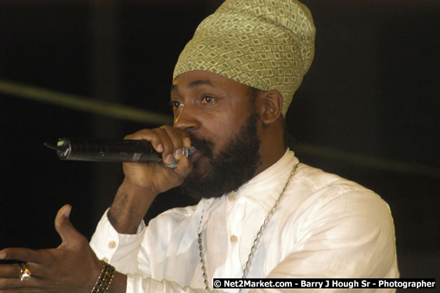 Lutan Fyah - Cure Fest 2007 - Longing For Concert at Trelawny Multi Purpose Stadium, Trelawny, Jamaica - Sunday, October 14, 2007 - Cure Fest 2007 October 12th-14th, 2007 Presented by Danger Promotions, Iyah Cure Promotions, and Brass Gate Promotions - Alison Young, Publicist - Photographs by Net2Market.com - Barry J. Hough Sr, Photographer - Negril Travel Guide, Negril Jamaica WI - http://www.negriltravelguide.com - info@negriltravelguide.com...!