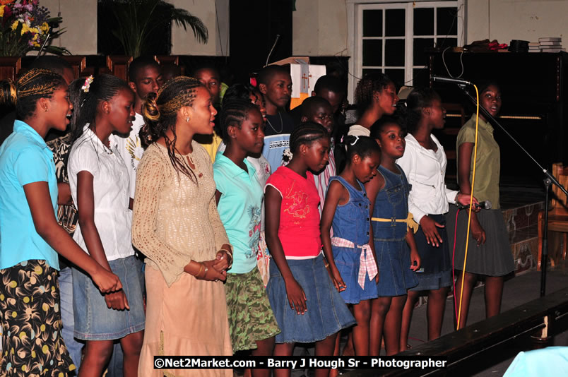 Lucea United Church - Unitied Church in Jamaica and Cayman Islands - Worship Service & Celebration of the Sacrament of Holy Communion - Special Guests: Hanover Homecoming Foundation & His excellency The Most Honourable Professor Sir Kenneth Hall Governor General of Jamaica - Sunday, August 3, 2008 - Hanover Homecoming Foundation LTD Jamaica - Wherever you roam ... Hanover bids you ... come HOME - Sunday, August 3 to Saturday, August 9, 2008 - Hanover Jamaica - Photographs by Net2Market.com - Barry J. Hough Sr. Photojournalist/Photograper - Photographs taken with a Nikon D300 - Negril Travel Guide, Negril Jamaica WI - http://www.negriltravelguide.com - info@negriltravelguide.com...!