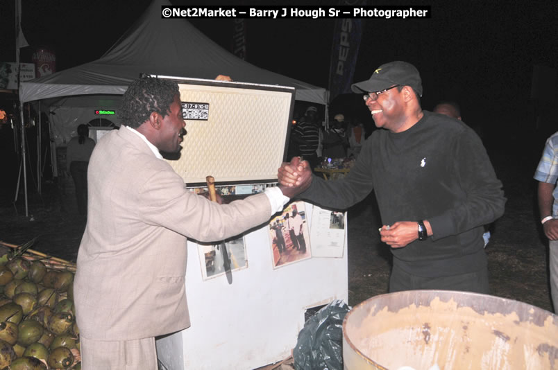 Minister of Tourism, Edmund Bartlett @ Jamaica Jazz and Blues Festival 2009 - Presented by Air Jamaica - Thursday, January 22, 2009 - Venue at the Aqueduct on Rose Hall Resort &amp; Country Club, Montego Bay, Jamaica - Thursday, January 22 - Saturday, January 24, 2009 - Photographs by Net2Market.com - Barry J. Hough Sr, Photographer/Photojournalist - Negril Travel Guide, Negril Jamaica WI - http://www.negriltravelguide.com - info@negriltravelguide.com...!