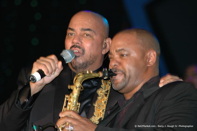 James Ingram - Air Jamaica Jazz & Blues Festival 2006 - The Art of Music - Cinnamon Hill Golf Club - Rosehall Resort & Country Club, Montego Bay, Jamaica W.I. - Thursday, Saturday 28, 2006 - Negril Travel Guide, Negril Jamaica WI - http://www.negriltravelguide.com - info@negriltravelguide.com...!