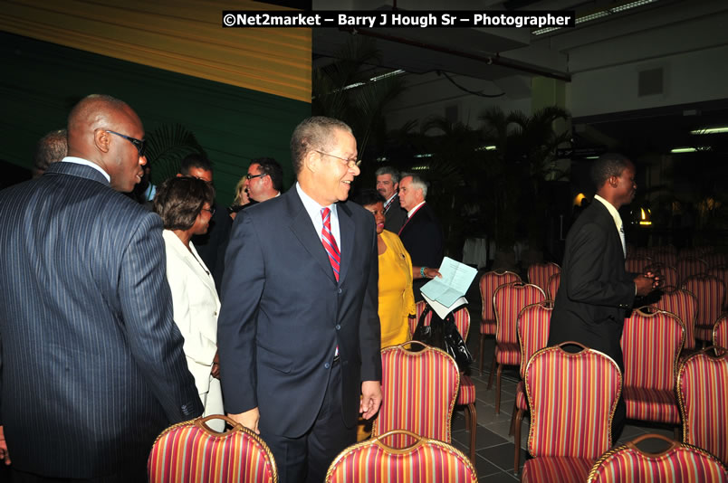 The Unveiling Of The Commemorative Plaque By The Honourable Prime Minister, Orette Bruce Golding, MP, And Their Majesties, King Juan Carlos I And Queen Sofia Of Spain - On Wednesday, February 18, 2009, Marking The Completion Of The Expansion Of Sangster International Airport, Venue at Sangster International Airport, Montego Bay, St James, Jamaica - Wednesday, February 18, 2009 - Photographs by Net2Market.com - Barry J. Hough Sr, Photographer/Photojournalist - Negril Travel Guide, Negril Jamaica WI - http://www.negriltravelguide.com - info@negriltravelguide.com...!