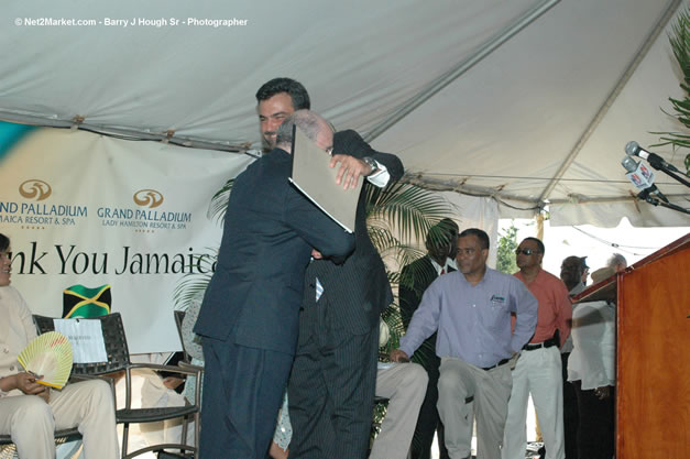 Palladium Hotels & Resorts - Groundbreaking of the 1600-Room Grand Palladium Lady Hamilton Resort & Spa and the Grand Palludium Jamaica Resort & Spa - Special Address: The Most Honorable Portia Simpson-Miller, O.N., M.P., Prime Minister of Jamaica - The Point, Lucea, Hanover, Saturday, November 11, 2006 @ 2:00 pm - Negril Travel Guide, Negril Jamaica WI - http://www.negriltravelguide.com - info@negriltravelguide.com...!