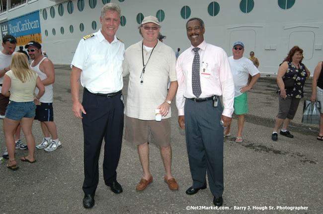 MS Freedom Of The Seas [Royal Caribbean International's - Newest Vessel] Plaques &amp; Keys Ceremony in order to commemorate its first arrival at the Port Montego Bay Photos - Negril Travel Guide, Negril Jamaica WI - http://www.negriltravelguide.com - info@negriltravelguide.com...!