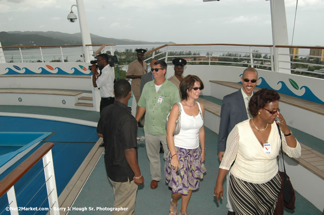 MS Freedom Of The Seas [Royal Caribbean International's - Newest Vessel] Plaques &amp; Keys Ceremony in order to commemorate its first arrival at the Port Montego Bay Photos - Negril Travel Guide, Negril Jamaica WI - http://www.negriltravelguide.com - info@negriltravelguide.com...!