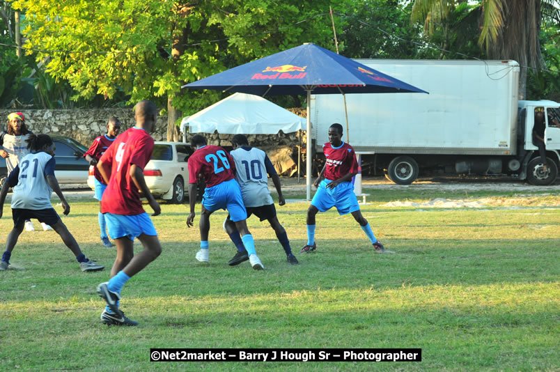 Marley Magic Traffic Jam - Celebrity Football @ Spring Break - Saturday, March 21, 2009 - Also Featuring: Kelley, Capleton, Junior Reid, Spragga Benz, Wayne Marshall, Munga, Romaine Virgo,Embee, Bango Herman, Flava K, Whisky Baggio, Andrew and Wadda Blood, Black Am I, Packa, Venue at Waz Beach, Norman Manley Boulevard, Negril Westmoreland, Jamaica - Saturday, March 21, 2009 - Photographs by Net2Market.com - Barry J. Hough Sr, Photographer/Photojournalist - Negril Travel Guide, Negril Jamaica WI - http://www.negriltravelguide.com - info@negriltravelguide.com...!