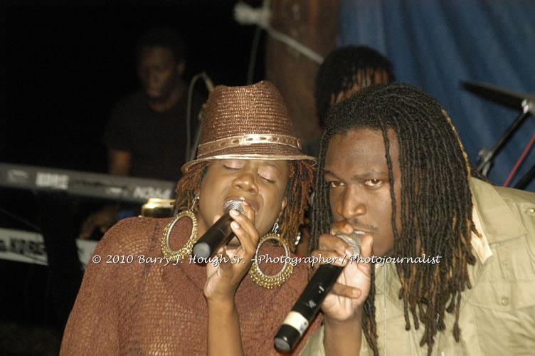 Etana - Live In Concert - One Love Reggae Concert Series 09/10 @ Negril Escape Resort and Spa, December 22, 2009, One Love Drive, West End, Negril, Westmoreland, Jamaica W.I. - Photographs by Net2Market.com - Barry J. Hough Sr, Photographer/Photojournalist - Negril Travel Guide, Negril Jamaica WI - http://www.negriltravelguide.com - info@negriltravelguide.com...!