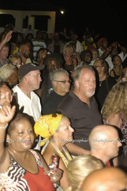 Freddy McGregor - Live In Concert @ Negril Escape Resort and Spa, One Love Drive, West End, Negril, Westmoreland, Jamaica W.I. - Photographs by Net2Market.com - Barry J. Hough Sr, Photographer/Photojournalist - Negril Travel Guide, Negril Jamaica WI - http://www.negriltravelguide.com - info@negriltravelguide.com...!