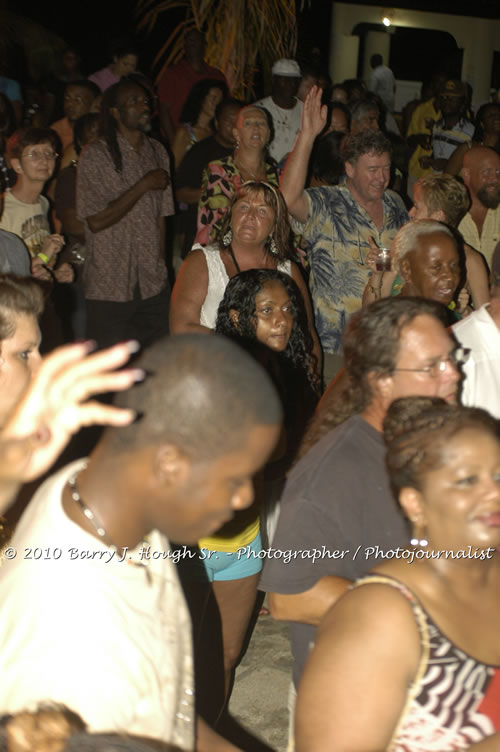 Freddy McGregor - Live In Concert @ Negril Escape Resort and Spa, One Love Drive, West End, Negril, Westmoreland, Jamaica W.I. - Photographs by Net2Market.com - Barry J. Hough Sr, Photographer/Photojournalist - Negril Travel Guide, Negril Jamaica WI - http://www.negriltravelguide.com - info@negriltravelguide.com...!