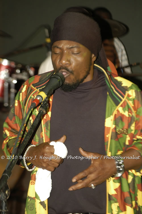 JAH Cure - Live In Concert @ Negril Escape Resort and Spa, December 15, 2009, One Love Drive, West End, Negril, Westmoreland, Jamaica W.I. - Photographs by Net2Market.com - Barry J. Hough Sr, Photographer/Photojournalist - Negril Travel Guide, Negril Jamaica WI - http://www.negriltravelguide.com - info@negriltravelguide.com...!