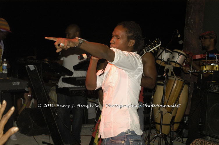 JAH Cure - Live In Concert @ Negril Escape Resort and Spa, December 15, 2009, One Love Drive, West End, Negril, Westmoreland, Jamaica W.I. - Photographs by Net2Market.com - Barry J. Hough Sr, Photographer/Photojournalist - Negril Travel Guide, Negril Jamaica WI - http://www.negriltravelguide.com - info@negriltravelguide.com...!