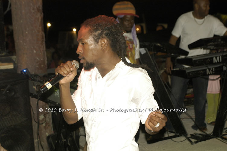 JAH Cure - Live In Concert @ Negril Escape Resort and Spa, December 15, 2009, One Love Drive, West End, Negril, Westmoreland, Jamaica W.I. - Photographs by Net2Market.com - Barry J. Hough Sr, Photographer/Photojournalist - Negril Travel Guide, Negril Jamaica WI - http://www.negriltravelguide.com - info@negriltravelguide.com...!