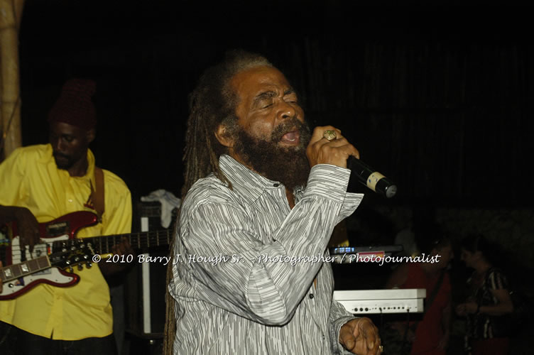 John Holt - Live in Concert - Also featuring Uprising Bank, plus DJ Gemini @ One Love Reggae Concerts Series 09/10 @ Negril Escape Resort & Spa, February 9, 2010, One Love Drive, West End, Negril, Westmoreland, Jamaica W.I. - Photographs by Net2Market.com - Barry J. Hough Sr, Photographer/Photojournalist - The Negril Travel Guide - Negril's and Jamaica's Number One Concert Photography Web Site with over 40,000 Jamaican Concert photographs Published -  Negril Travel Guide, Negril Jamaica WI - http://www.negriltravelguide.com - info@negriltravelguide.com...!