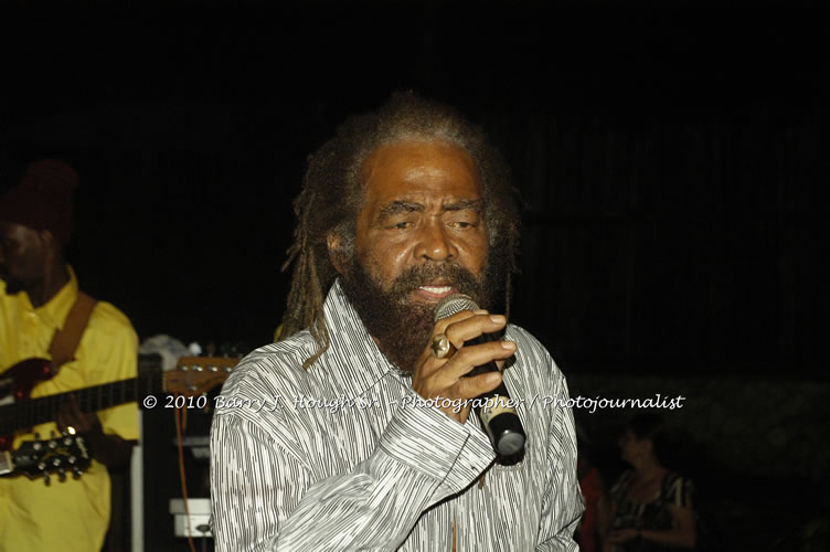 John Holt - Live in Concert - Also featuring Uprising Bank, plus DJ Gemini @ One Love Reggae Concerts Series 09/10 @ Negril Escape Resort & Spa, February 9, 2010, One Love Drive, West End, Negril, Westmoreland, Jamaica W.I. - Photographs by Net2Market.com - Barry J. Hough Sr, Photographer/Photojournalist - The Negril Travel Guide - Negril's and Jamaica's Number One Concert Photography Web Site with over 40,000 Jamaican Concert photographs Published -  Negril Travel Guide, Negril Jamaica WI - http://www.negriltravelguide.com - info@negriltravelguide.com...!