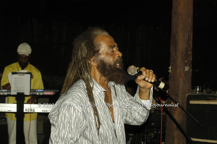 John Holt - Live in Concert - Also featuring Uprising Bank, plus DJ Gemini @ One Love Reggae Concerts Series 09/10 @ Negril Escape Resort & Spa, February 9, 2010, One Love Drive, West End, Negril, Westmoreland, Jamaica W.I. - Photographs by Net2Market.com - Barry J. Hough Sr, Photographer/Photojournalist - The Negril Travel Guide - Negril's and Jamaica's Number One Concert Photography Web Site with over 40,000 Jamaican Concert photographs Published -  Negril Travel Guide, Negril Jamaica WI - http://www.negriltravelguide.com - info@negriltravelguide.com...!