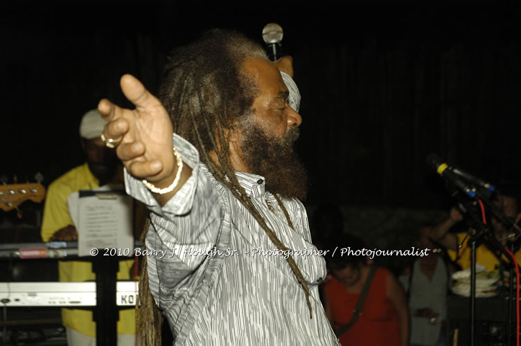 John Holt - Live in Concert - Also featuring Uprising Bank, plus DJ Gemini @ One Love Reggae Concerts Series 09/10 @ Negril Escape Resort & Spa, February 9, 2010, One Love Drive, West End, Negril, Westmoreland, Jamaica W.I. - Photographs by Net2Market.com - Barry J. Hough Sr, Photographer/Photojournalist - The Negril Travel Guide - Negril's and Jamaica's Number One Concert Photography Web Site with over 40,000 Jamaican Concert photographs Published -  Negril Travel Guide, Negril Jamaica WI - http://www.negriltravelguide.com - info@negriltravelguide.com...!