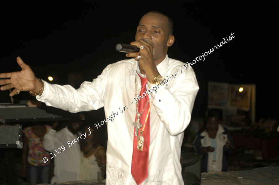  Sanchez - Live in Concert - at the One Love Reggae Concert Series 09/10 @ Negril Escape Resort & Spa - Also Featuring: Timmi Burrell and Justice Merchant- Backing Band Roots Warrior - DJ Gemini - MC Oliver Cargill, Negril Escape Resort & Spa, One Love Drive, West End, Negril, Westmoreland, Jamaica W.I. - Tuesday, November 24, 2009 - Photographs by Net2Market.com - Barry J. Hough Sr, Photographer / Photojournalist - Photos taken with a Nikon D70, D100, or D300 - Negril Travel Guide, Negril Jamaica WI - http://www.negriltravelguide.com - info@negriltravelguide.com...!