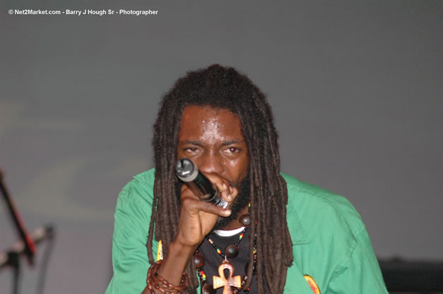 I Wayne @ Tru-Juice Rebel Salute 2007 - Saturday, January 13, 2007, Port Kaiser Sports Club, St. Elizabeth - Negril Travel Guide, Negril Jamaica WI - http://www.negriltravelguide.com - info@negriltravelguide.com...!