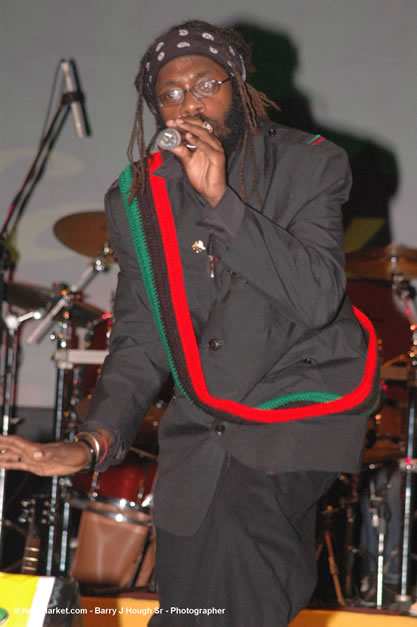 Tarrus Riley @ Tru-Juice Rebel Salute 2007 - Saturday, January 13, 2007, Port Kaiser Sports Club, St. Elizabeth - Negril Travel Guide, Negril Jamaica WI - http://www.negriltravelguide.com - info@negriltravelguide.com...!