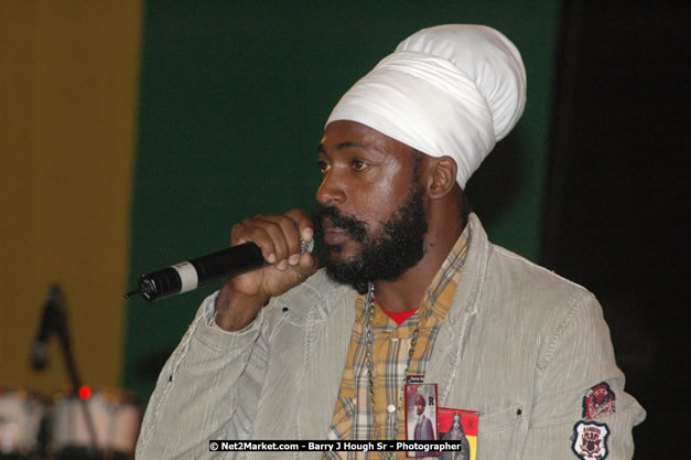 Luton Fyah at Tru-Juice Rebel Salute 2008 - The 15th staging of Tru-Juice Rebel Salute, Saturday, January 12, 2008, Port Kaiser Sports Club, St. Elizabeth, Jamaica W.I. - Photographs by Net2Market.com - Barry J. Hough Sr, Photographer - Negril Travel Guide, Negril Jamaica WI - http://www.negriltravelguide.com - info@negriltravelguide.com...!