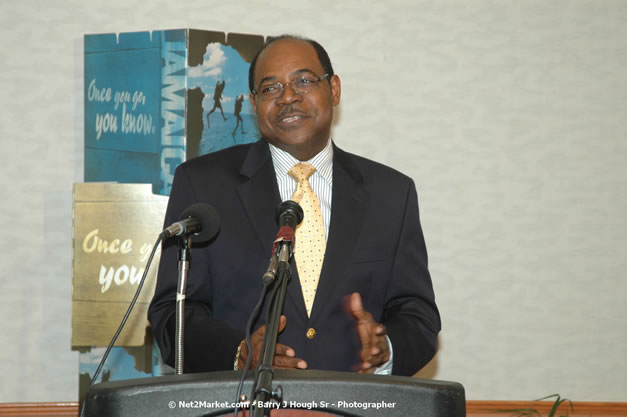 Red Cap Porters Awards - Minister of Tourism, Hon. Edmund Bartlett - Director of Tourism, Basil Smith - Friday, December 14, 2007 - Holiday Inn Sunspree, Montego Bay, Jamaica W.I. - Photographs by Net2Market.com - Barry J. Hough Sr, Photographer - Negril Travel Guide, Negril Jamaica WI - http://www.negriltravelguide.com - info@negriltravelguide.com...!