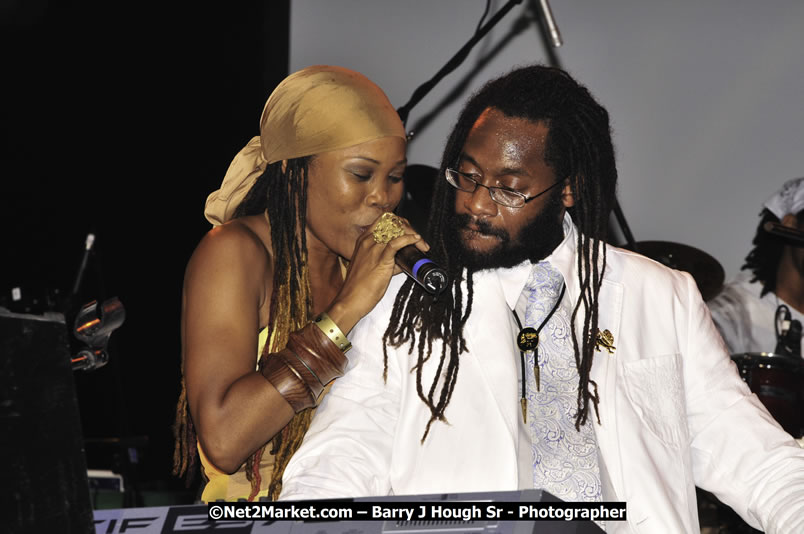  Tarrus Riley - Live in Concert - at the One Love Reggae Concert Series 09/10 @ Negril Escape Resort & Spa - Also Featuring: Mistic Bowie, Monday Justice, Cash, Dean Frazier - DJ Gemini - MC Oliver Cargill, Negril Escape Resort & Spa, One Love Drive, West End, Negril, Westmoreland, Jamaica W.I. - Tuesday, November 17, 2009 - Photographs by Net2Market.com - Barry J. Hough Sr, Photographer / Photojournalist - Photos taken with a Nikon D70, D100, or D300 - Negril Travel Guide, Negril Jamaica WI - http://www.negriltravelguide.com - info@negriltravelguide.com...!