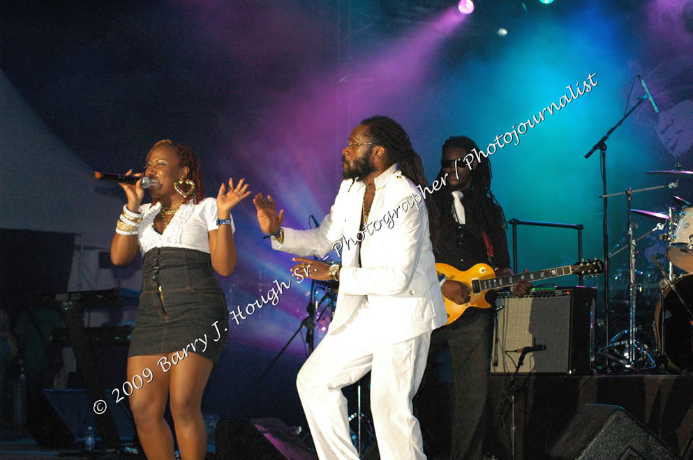 Tarrus Riley @ Reggae Sumfest 2009 - International Night 2 - Reggae Sumfest 2009,Catherine Hall, Montego Bay, St. James, Jamaica W.I. - Saturday, July 25, 2009 - Reggae Sumfest 2009, July 19 - 25, 2009 - Photographs by Net2Market.com - Barry J. Hough Sr. Photojournalist/Photograper - Photographs taken with a Nikon D70, D100, or D300 - Negril Travel Guide, Negril Jamaica WI - http://www.negriltravelguide.com - info@negriltravelguide.com...!