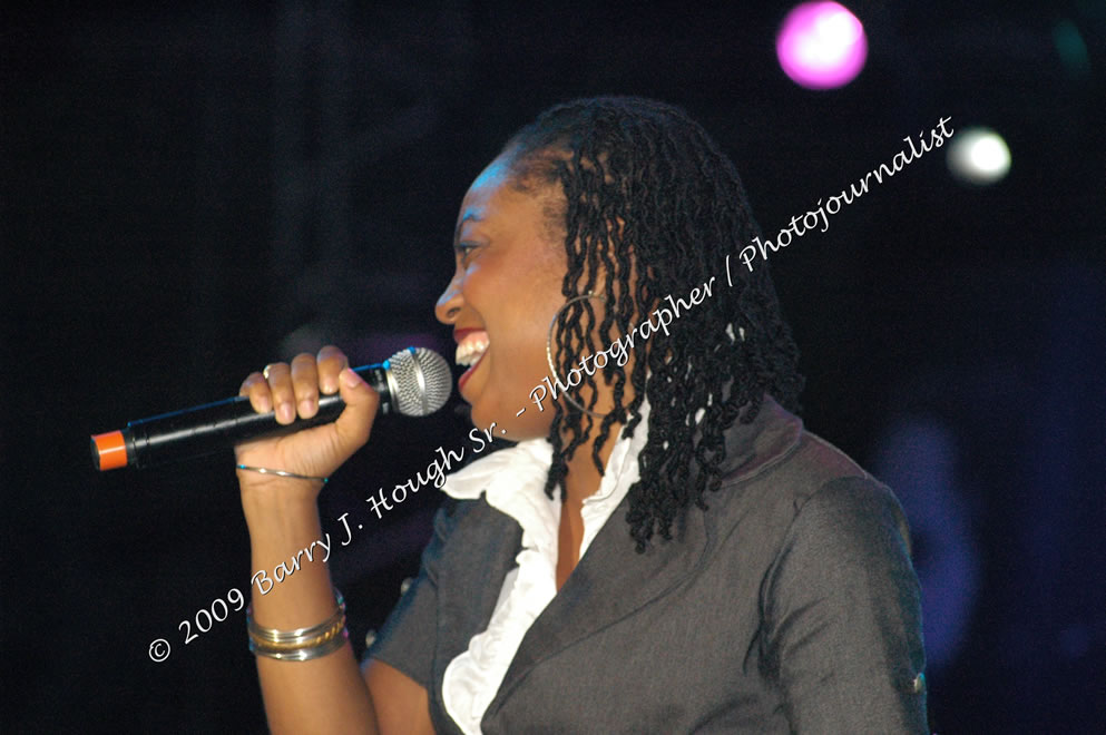 Tarrus Riley @ Reggae Sumfest 2009 - International Night 2 - Reggae Sumfest 2009,Catherine Hall, Montego Bay, St. James, Jamaica W.I. - Saturday, July 25, 2009 - Reggae Sumfest 2009, July 19 - 25, 2009 - Photographs by Net2Market.com - Barry J. Hough Sr. Photojournalist/Photograper - Photographs taken with a Nikon D70, D100, or D300 - Negril Travel Guide, Negril Jamaica WI - http://www.negriltravelguide.com - info@negriltravelguide.com...!