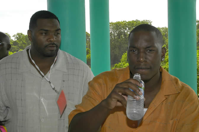 FASTER MORE FURIOUS - Race Finals @ Jam West Speedway Photographs - Negril Travel Guide, Negril Jamaica WI - http://www.negriltravelguide.com - info@negriltravelguide.com...!