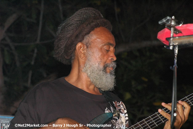 Tarrus Riley, Jimmy Riley, and Dwayne Stephensen - Money Cologne Promotions in association with "British Link Up" presents Summer Jam featuring She's Royal Tarrus Riley & Jimmy Riley - Plus Ras Slick, Sham Dawg, and Whiskey Bagio @ Roots Bamboo, Norman Manley Boulevard, Negril, Jamaica W.I. - Backed up Dean Fraser & The Hurricanne Band - MC Barry G and Rev. BB - July 25, 2007 - Negril Travel Guide.com, Negril Jamaica WI - http://www.negriltravelguide.com - info@negriltravelguide.com...!