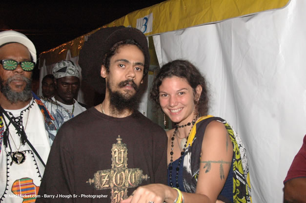 Damian Marley - Red Stripe Reggae Sumfest 2006 - The Summit - Jamaica's Greatest, The World's Best - Saturday, July 22, 2006 - Montego Bay, Jamaica - Negril Travel Guide, Negril Jamaica WI - http://www.negriltravelguide.com - info@negriltravelguide.com...!