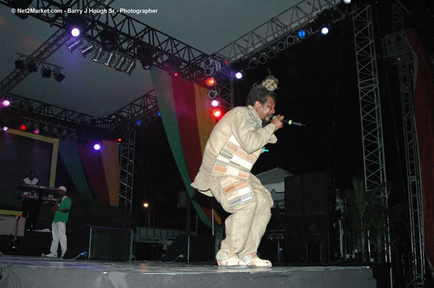 Izniga - Ignition - The Internation Fire Blazes - Friday, July 21, 2006 - Montego Bay, Jamaica - Negril Travel Guide, Negril Jamaica WI - http://www.negriltravelguide.com - info@negriltravelguide.com...!