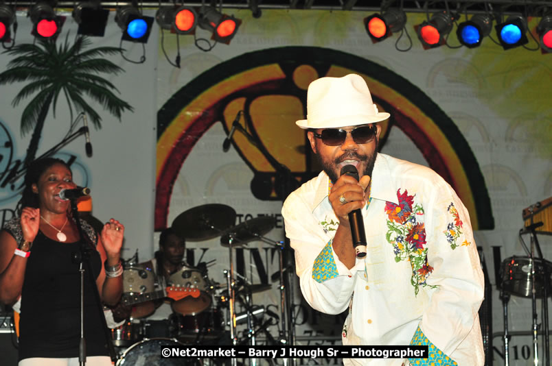 Unite The People An International Reggae Fest, Featuring: Beres Hammond, Coco T, Queen Ifrica, Khalil, Cameal Davis, Iley Dread, Rochelle, Geoffrey Star, Ras Penco, Kool DeLoy, Otis Gayle, J.McKay, Tiney Winey, Venue at Norman Manley Boulevard, Negril, Westmoreland, Jamaica - Saturday, April 4, 2009 - Photographs by Net2Market.com - Barry J. Hough Sr, Photographer/Photojournalist - Negril Travel Guide, Negril Jamaica WI - http://www.negriltravelguide.com - info@negriltravelguide.com...!