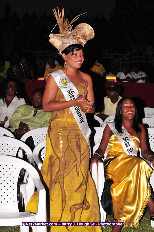 Jamaica's Athletes Celebration - Western Olympics Sports Gala & Trelawny Homecoming - Wednesday, October 8, 2008 - Photographs by Net2Market.com - Barry J. Hough Sr. Photojournalist/Photograper - Photographs taken with a Nikon D300 - Negril Travel Guide, Negril Jamaica WI - http://www.negriltravelguide.com - info@negriltravelguide.com...!