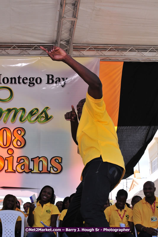 The City of Montego Bay Welcomes Our 2008 Olympians - Western Motorcade - Civic Ceremony - A Salute To Our Beijing Heros - Sam Sharpe Square, Montego Bay, Jamaica - Tuesday, October 7, 2008 - Photographs by Net2Market.com - Barry J. Hough Sr. Photojournalist/Photograper - Photographs taken with a Nikon D300 - Negril Travel Guide, Negril Jamaica WI - http://www.negriltravelguide.com - info@negriltravelguide.com...!