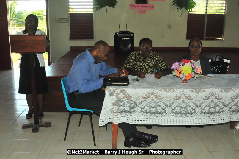 The Graduation Ceremony Of Police Officers - Negril Education Evironmaent Trust (NEET), Graduation Exercise For Level One Computer Training, Venue at Travellers Beach Resort, Norman Manley Boulevard, Negril, Westmoreland, Jamaica - Saturday, April 5, 2009 - Photographs by Net2Market.com - Barry J. Hough Sr, Photographer/Photojournalist - Negril Travel Guide, Negril Jamaica WI - http://www.negriltravelguide.com - info@negriltravelguide.com...!